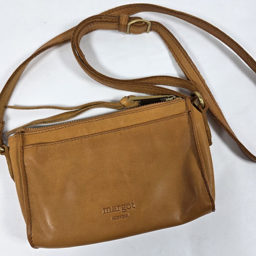 Margot Aiden Wallet On The String Tan Leather Crossbody Phone Card Holder